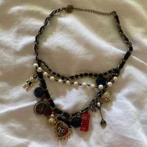 SHOWSTOPPING Betsey Johnson London Necklace